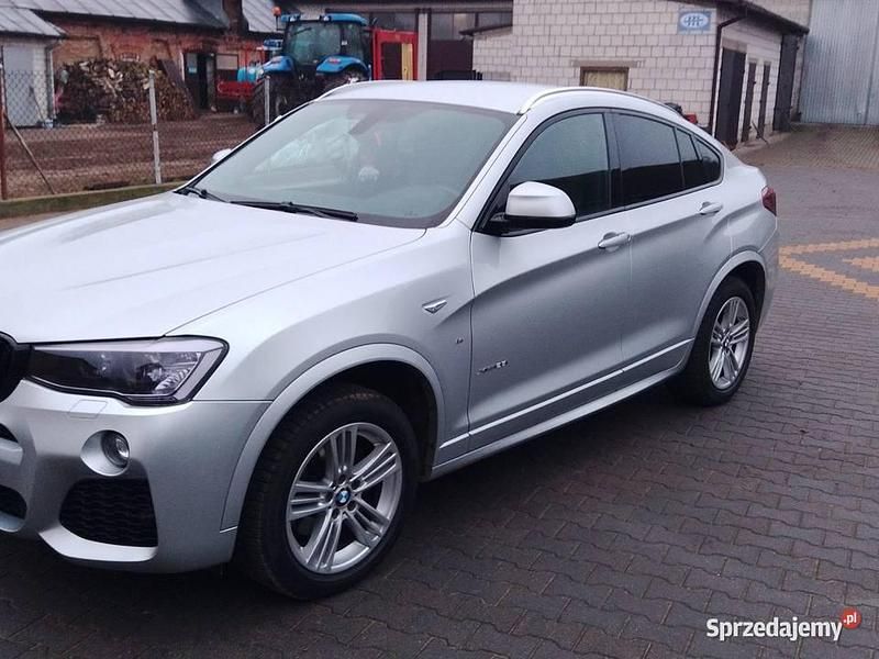 Srebrny Używany 2017 BMW X4 Comfort Edition SUV | 98 000 zł (Uczciwa cena) - Obraz 1/4