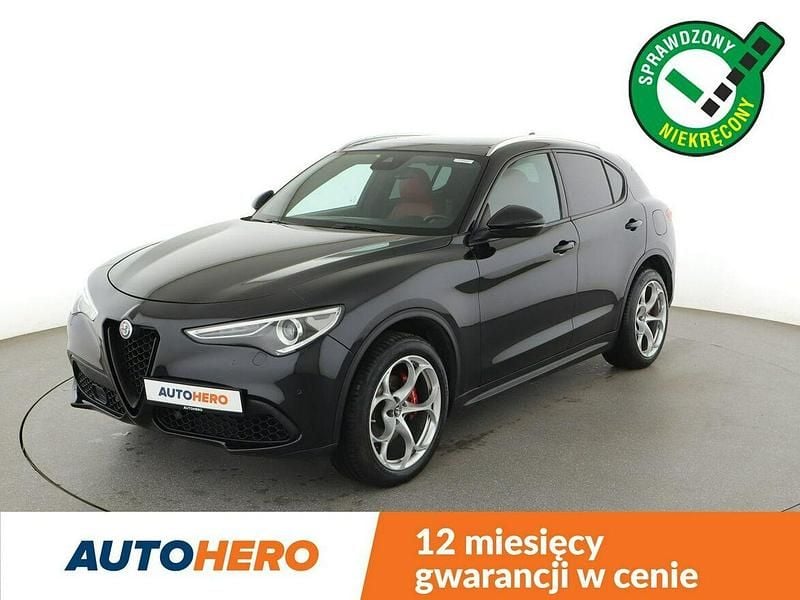 Czarny Używany 2018 Alfa Romeo Stelvio SUV | 90 200 zł (Uczciwa cena) - Obraz 1/3