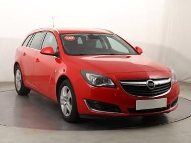 Czerwony Używany 2017 Opel Insignia Kombi | 36 999 zł (Dobra cena) - Obraz 1/4