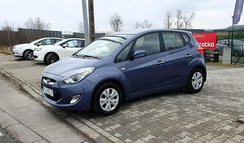 Używany Hyundai ix20 125 KM (91 kW) 2013 Niebieski Hatchback
