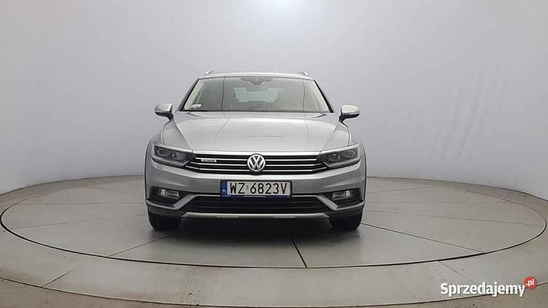 Szary (metalik) Używany 2018 VW Passat Alltrack Kombi | 68 800 zł (Uczciwa cena) - Obraz 1/4