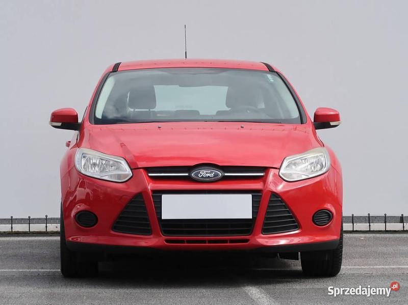 Czerwony Używany 2011 Ford Focus Hatchback | 24 999 zł (Dość drogi) - Obraz 1/4