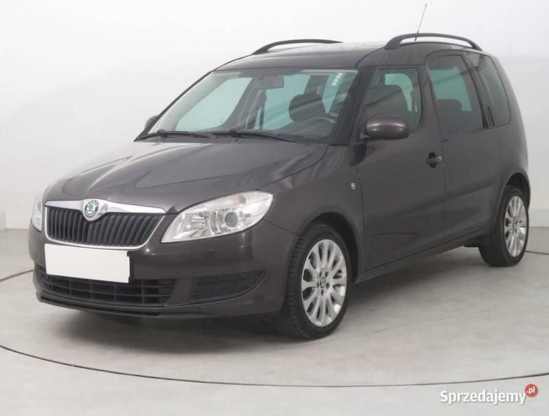 Używany Skoda Roomster 2010 Brązowy Minivan