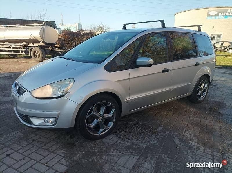 Używany Ford Galaxy 2006 Srebrny Minivan