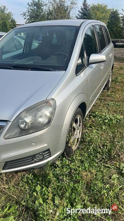 Używany Opel Zafira 2006 Srebrny Minivan