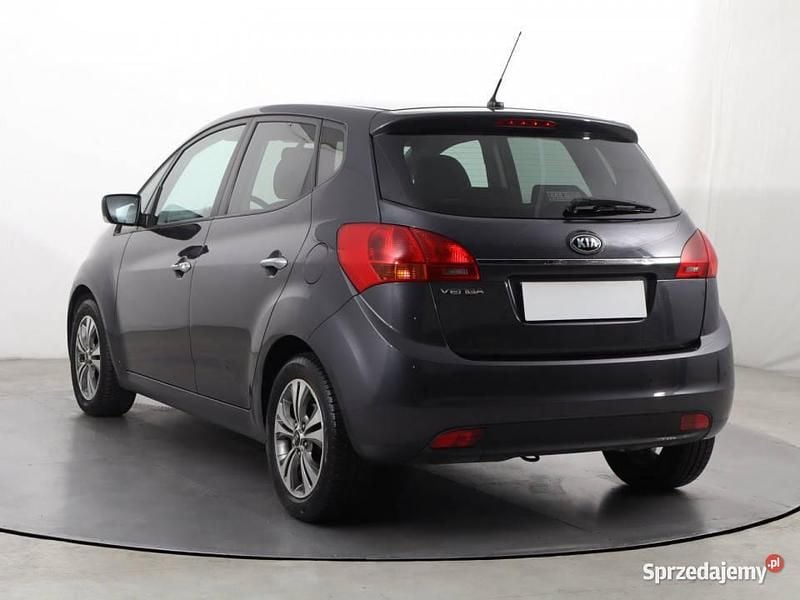 Używany Kia Venga 125 KM (91 kW) 2015 Szary Hatchback