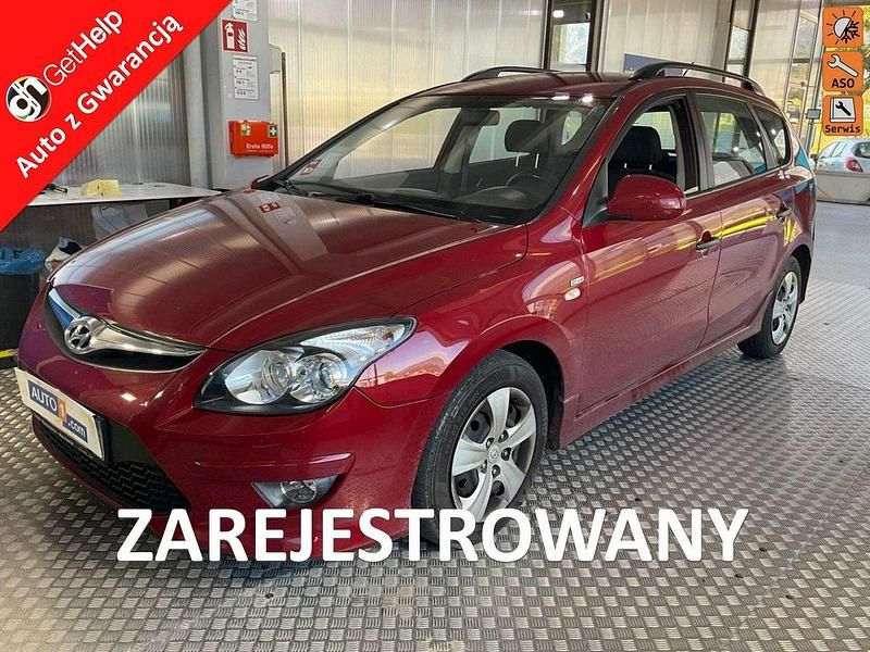 Bordowy Używany 2010 Hyundai i30 Hatchback | 14 500 zł (Dobra cena) - Obraz 1/4