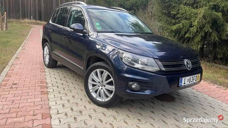 Grafitowy Używany 2012 VW Tiguan SUV | 44 300 zł (Dobra cena) - Obraz 1/4