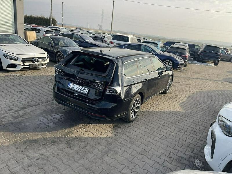 Używany VW Passat 150 KM (110 kW) 2021 Czarny (metalik) Kombi