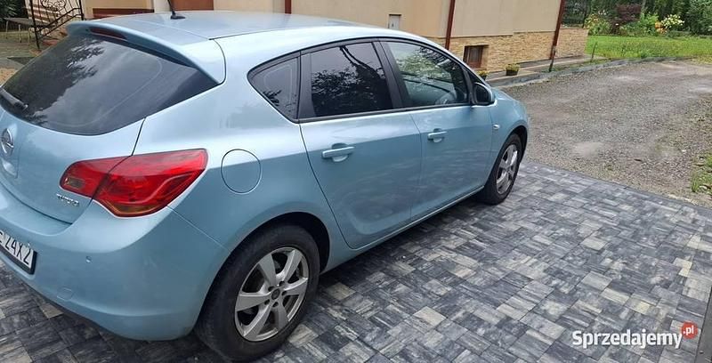Używany Opel Astra 2010 Hatchback