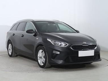 Czarny Używany 2021 Kia Ceed 2 Kombi | 46 999 zł (Uczciwa cena) - Obraz 1/4