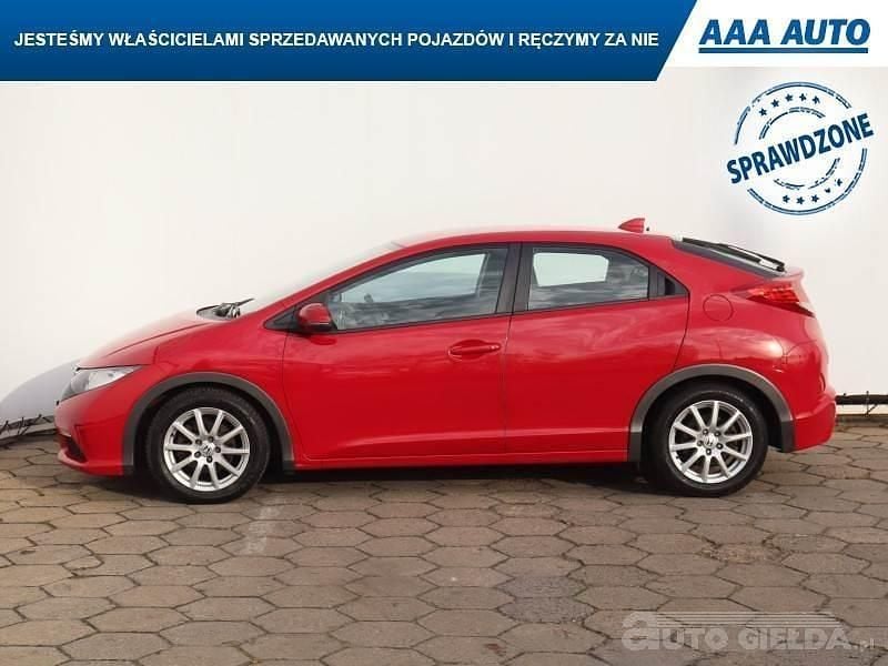Używany Honda Civic 2012 Czerwony