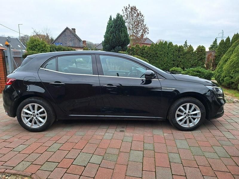 Używany Renault Mégane IV 100 KM (73 kW) 2017 Czarny Hatchback
