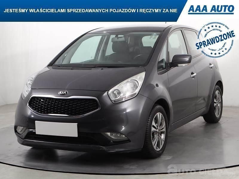 Używany Kia Venga 125 KM (91 kW) 2015 Szary Hatchback