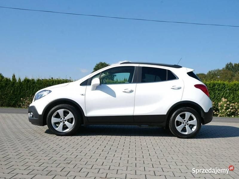 Biały Używany 2016 Opel Mokka Cosmo SUV | 41 900 zł (Uczciwa cena) - Obraz 1/4