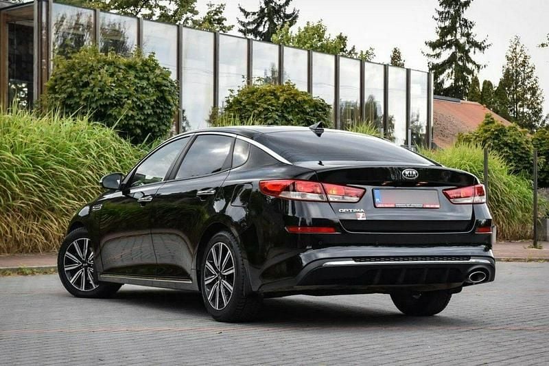 Używany Kia Optima 180 KM (132 kW) 2019 Czarny Sedan/Limuzyna