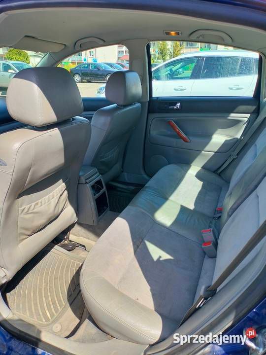 Używany VW Passat 2001 Niebieski Sedan/Limuzyna