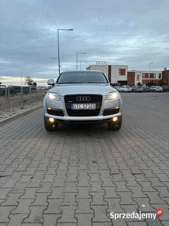 Używany Audi Q7 240 KM (176 kW) 2008 Srebrny SUV