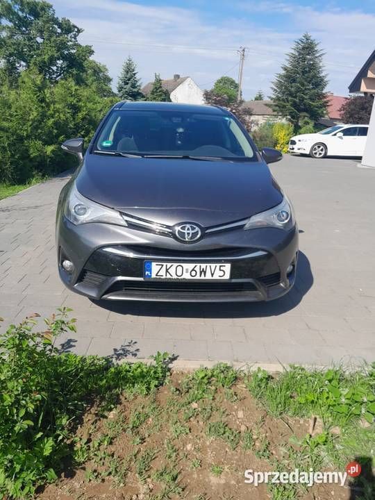 Używany 2016 Toyota Avensis | 51 000 zł (Drogi) - Obraz 1/4