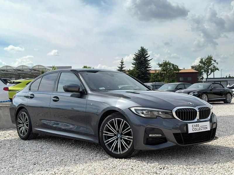 Szary (metalik) Używany 2021 BMW 320 Sedan/Limuzyna | 139 900 zł (Drogi) - Obraz 1/4