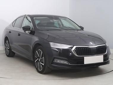 Czarny Używany 2023 Skoda Octavia Hatchback | 107 999 zł (Drogi) - Obraz 1/4