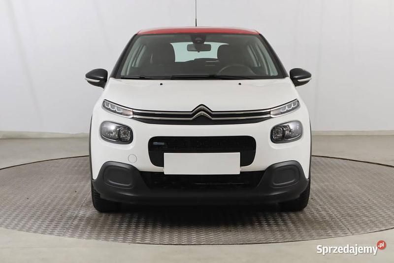 Używany Citroën C3 PureTech 2017 Biały Hatchback