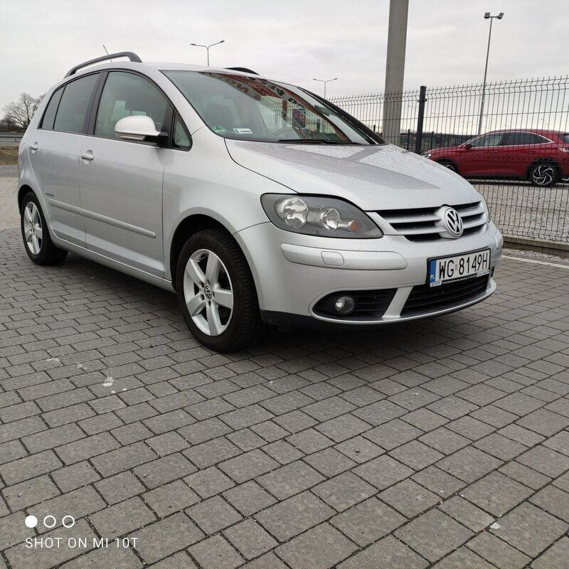 Srebrny Używany 2008 VW Golf Plus Cross Minivan | 18 800 zł (Dość drogi) - Obraz 1/4