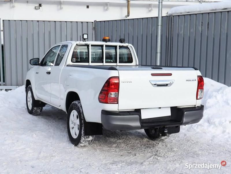 Używany Toyota HiLux 150 KM (110 kW) 2023 Biały Pickup