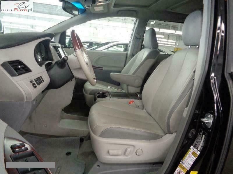 Używany Toyota Sienna Limited 266 KM (195 kW) 2013 Czarny Minivan