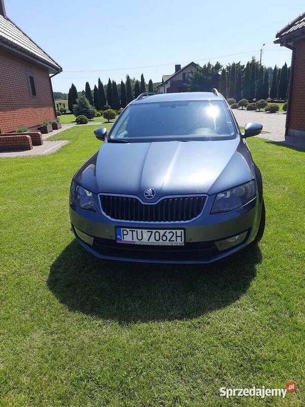 Grafitowy Używany 2016 Skoda Octavia Kombi | 42 900 zł - Obraz 1/4