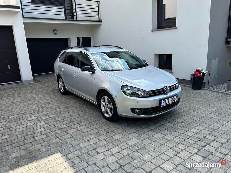 Srebrny Używany 2012 VW Golf VI Style Kombi | 19 900 zł (Uczciwa cena) - Obraz 1/4