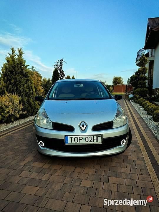 Srebrny Używany 2007 Renault Clio II Hatchback | 9900 zł (Dość drogi) - Obraz 1/4