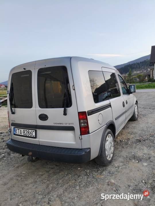 Używany 2004 Opel Combo Minivan | 3900 zł (Dobra cena) - Obraz 1/4