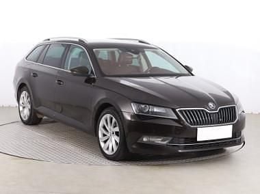 Używany Skoda Superb 160 KM (117 kW) 2016 Brązowy Kombi