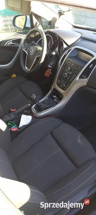 Używany 2012 Opel Astra Kombi | 20 500 zł (Uczciwa cena) - Obraz 1/4