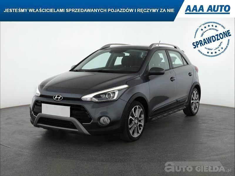 Używany Hyundai i20 101 KM (74 kW) 2018 Szary