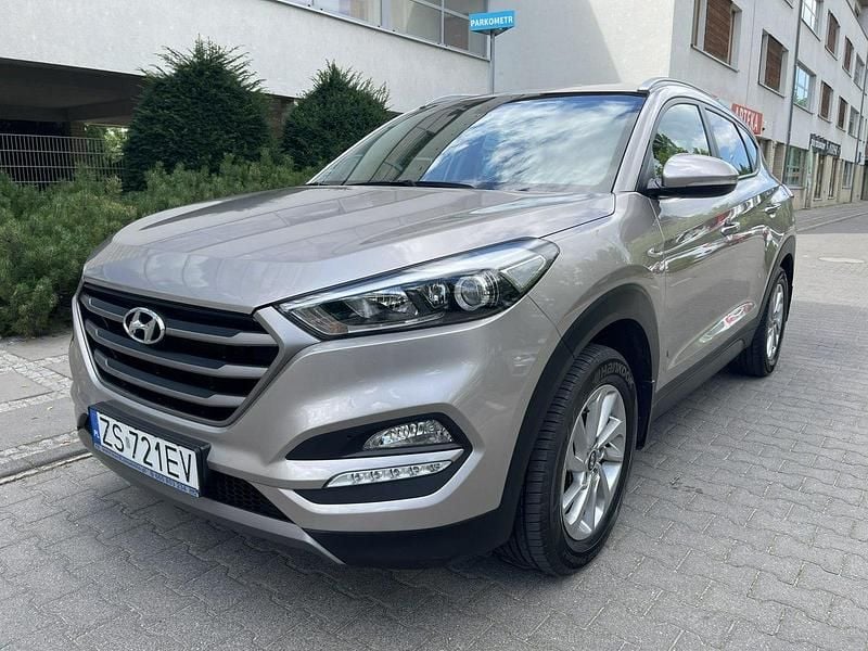 Używany Hyundai Tucson 116 KM (85 kW) 2015 Złoty SUV