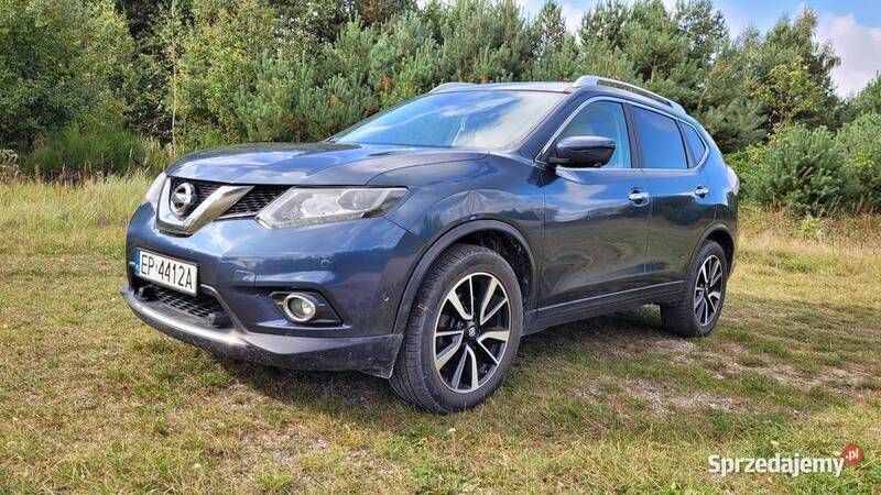 Granatowy Używany 2015 Nissan X-Trail 360º SUV | 50 900 zł (Uczciwa cena) - Obraz 1/4
