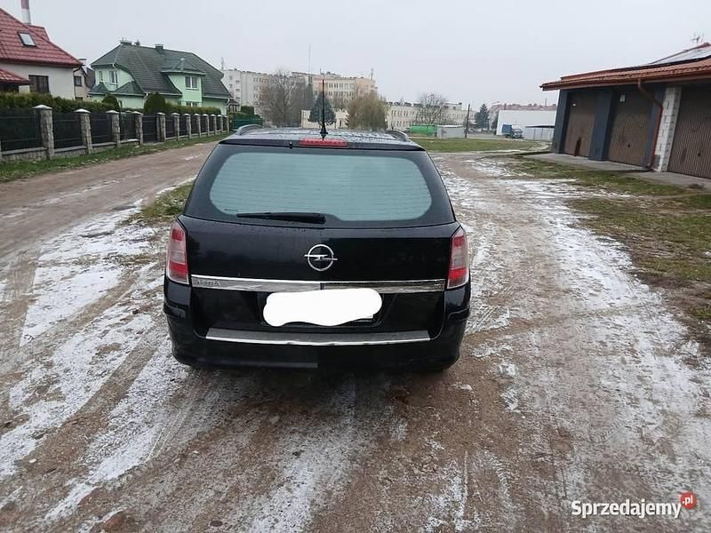 Czarny Używany 2008 Opel Astra Kombi | 6800 zł (Uczciwa cena) - Obraz 1/4