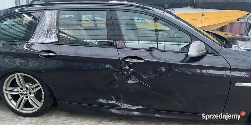 Grafitowy Używany 2013 BMW M550 Sedan/Limuzyna | 27 000 zł - Obraz 1/4