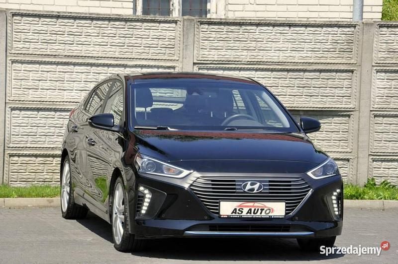 Czarny Używany 2017 Hyundai Ioniq Sedan/Limuzyna | 54 900 zł (Uczciwa cena) - Obraz 1/4
