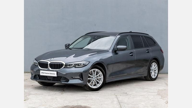 Szary mineralny metalizowany Używany 2021 BMW 330 Advantage Kombi | 139 900 zł (Super Cena) - Obraz 1/3
