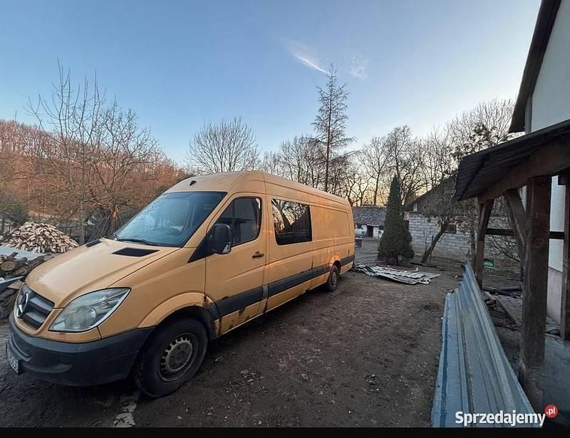 Żółty Używany 2007 Mercedes Sprinter Van | 11 000 zł (Super Cena) - Obraz 1/3