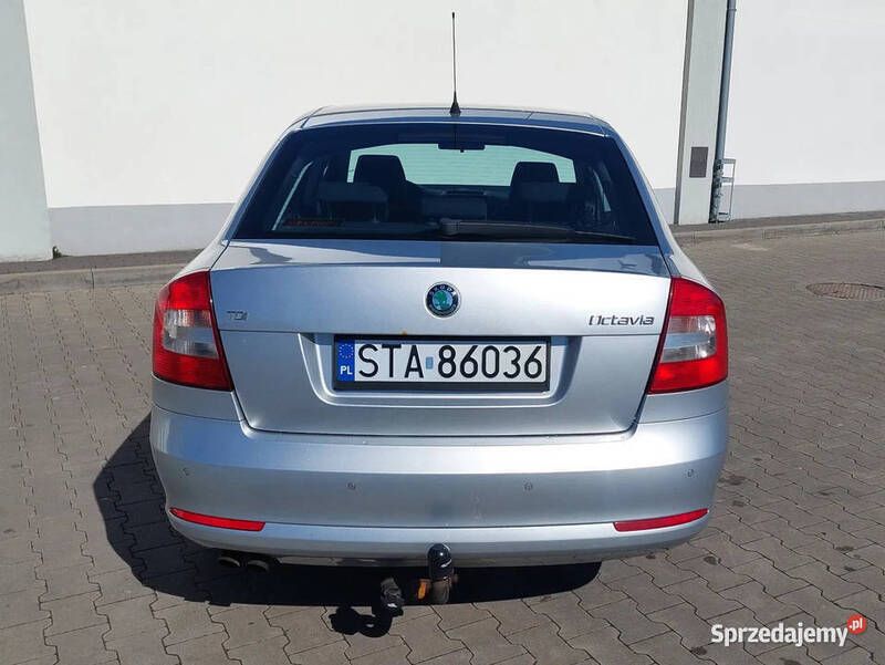 Używany Skoda Octavia 2011 Srebrny Sedan/Limuzyna