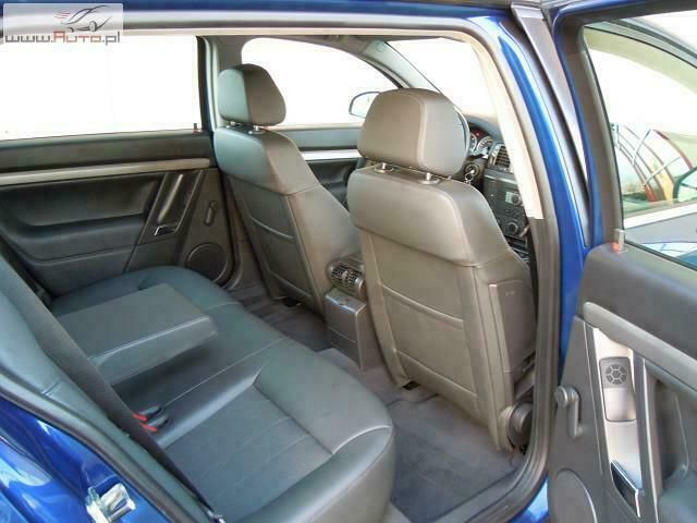 Używany Opel Vectra 150 KM (110 kW) 2007 Niebieski Sedan/Limuzyna