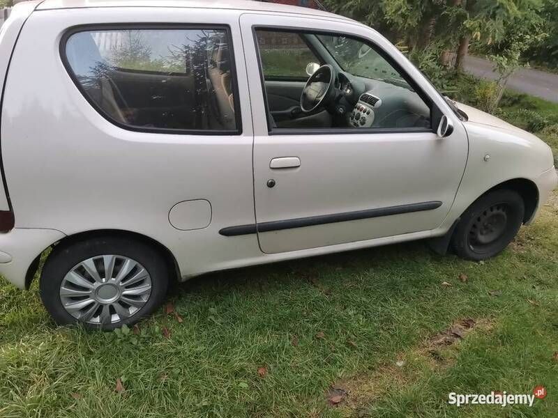 Beżowy Używany 2006 Fiat Seicento Hatchback | 3900 zł (Dość drogi) - Obraz 1/4