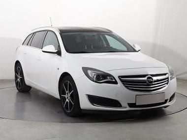 Używany Opel Insignia 163 KM (119 kW) 2013 Biały Kombi