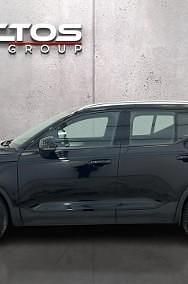 Używany Volvo XC40 Core 163 KM (119 kW) 2022 Czarny SUV