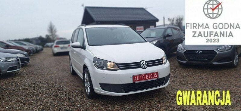 Biały Używany 2012 VW Touran Minivan | 29 900 zł (Uczciwa cena) - Obraz 1/4