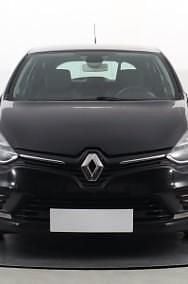 Używany Renault Clio V 90 KM (66 kW) 2019 Czarny Hatchback